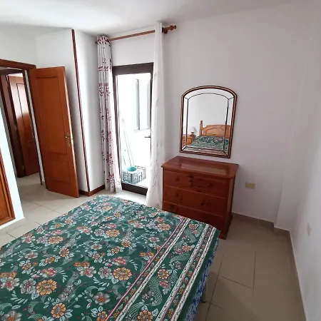 Puerta 5 Apartment